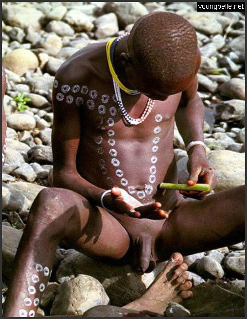 Nackt afrikaner Afrikanerin Nackt