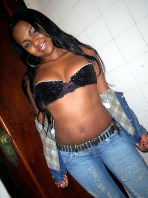 Hot and sexy black babes' selfpics